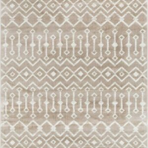 5' x 8' Beige and Ivory Geometric Rectangular Area Throw Rug