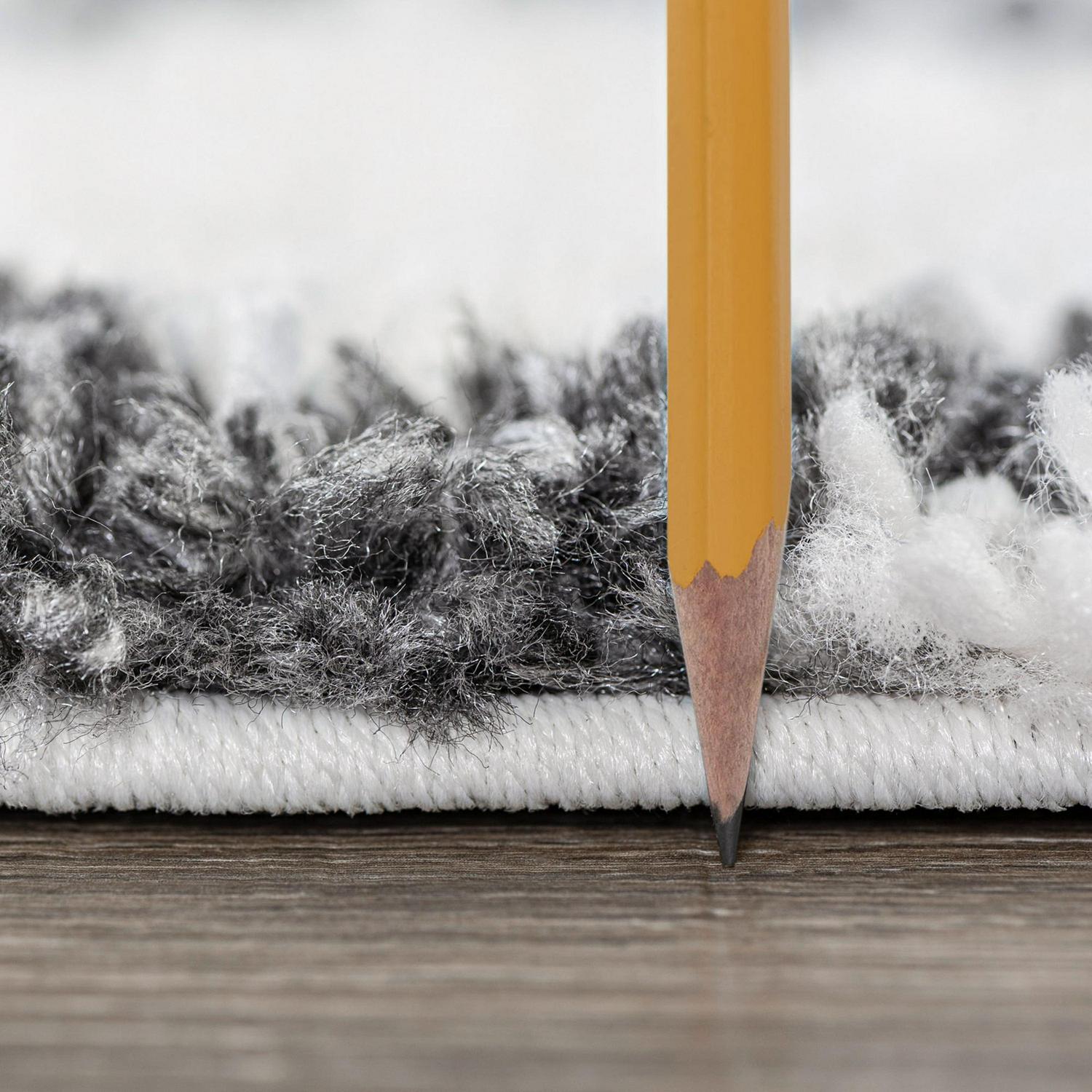 Bliss Rugs Transitional Diamond 5'3'' x 7'3'' White and Gray Polypropylene Indoor Area Rug, 5'3'' x 7'3'' - Image 5