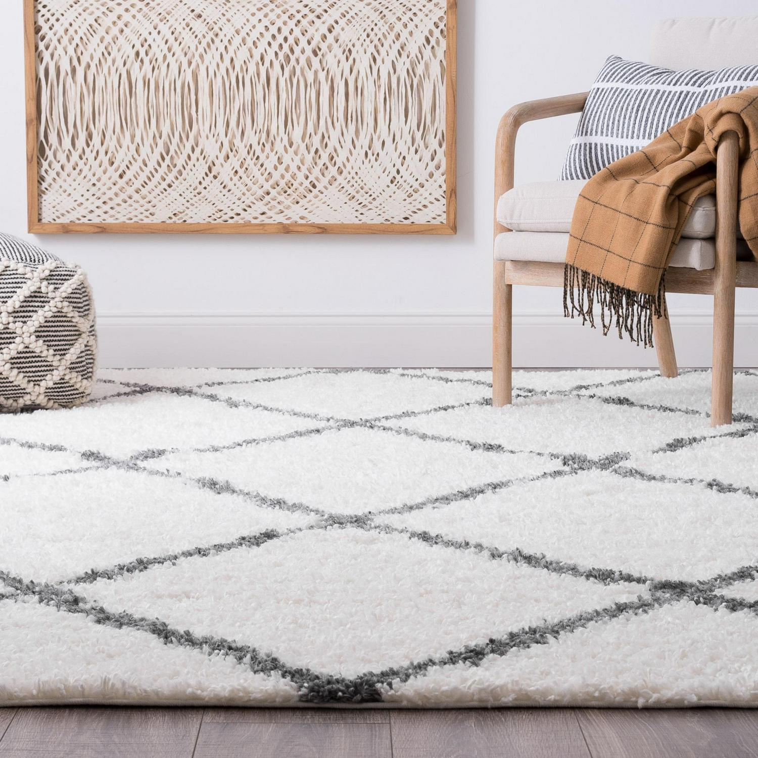 Bliss Rugs Transitional Diamond 5'3'' x 7'3'' White and Gray Polypropylene Indoor Area Rug, 5'3'' x 7'3'' - Image 7