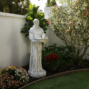Alpine Corporation Saint Francis Birdbath Statue for Lawn and Garden