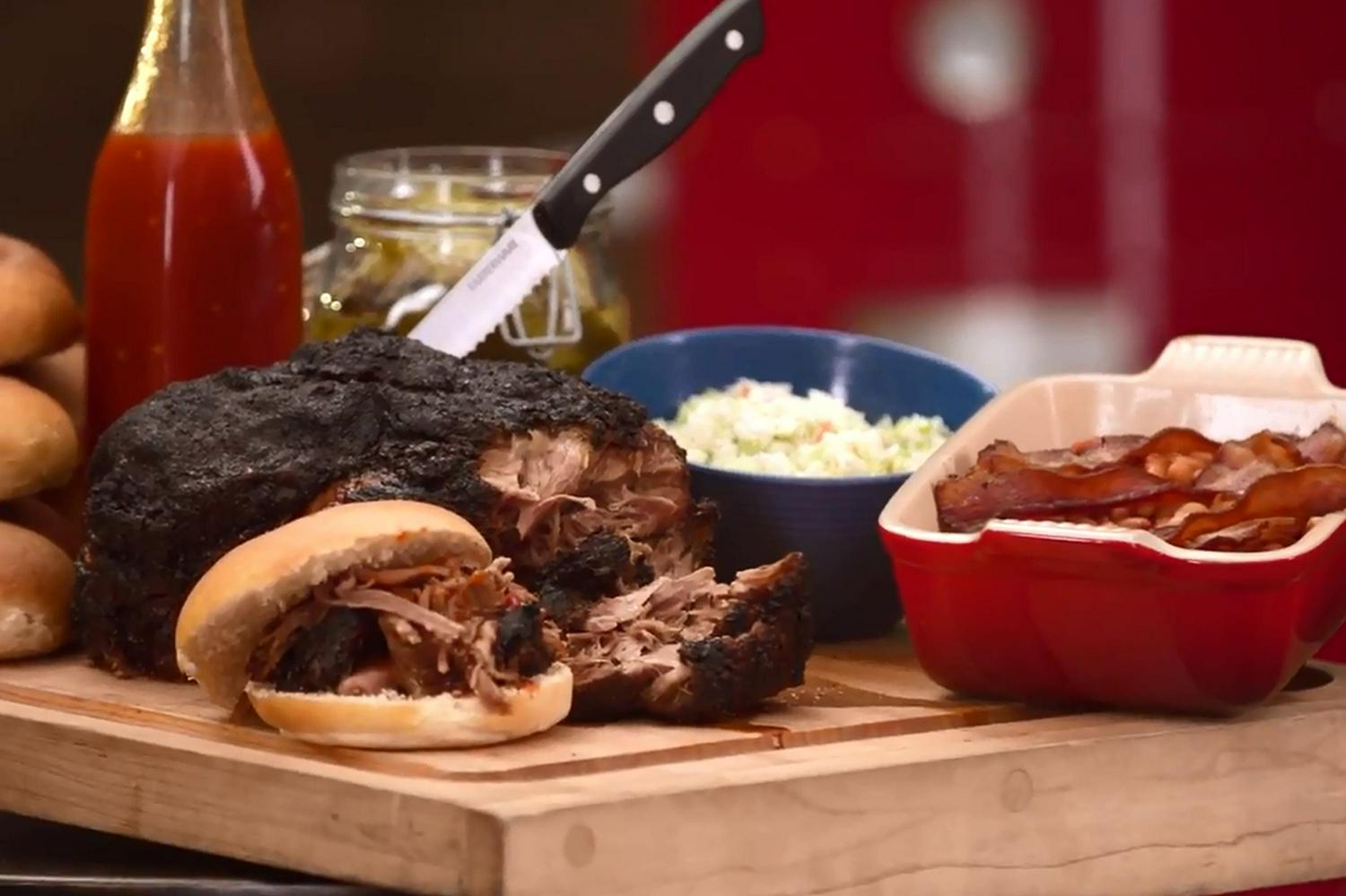 Americana 4-in-1 Electric and Charcoal Water Smoker - Image 11