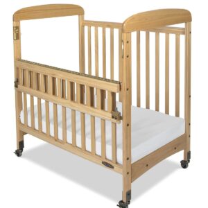 Child Craft Avery SafeAccess Compact Portable Crib with 3- lnch Mattress, ClearView Panels, Natural