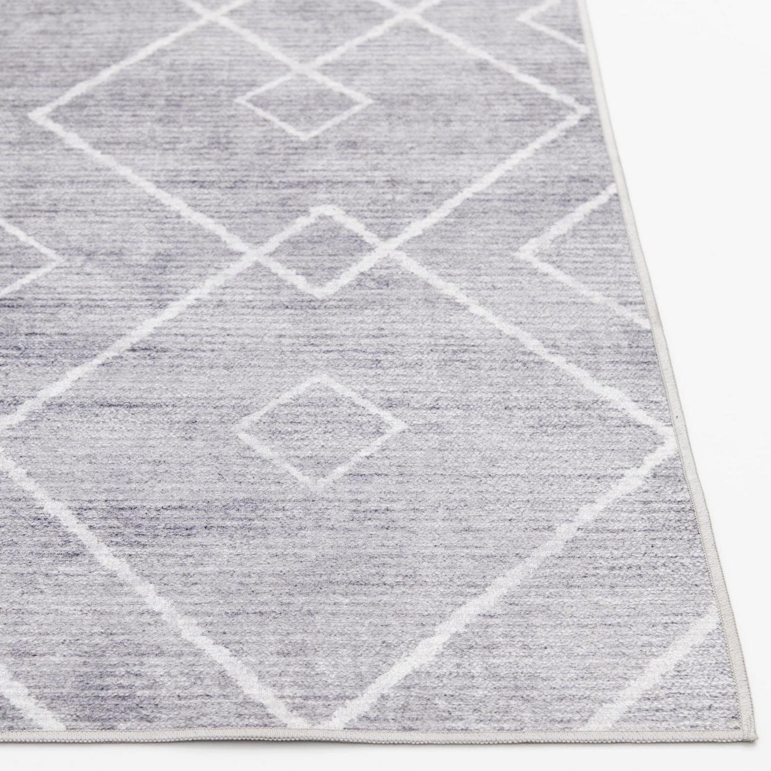 Better Homes & Gardens Diamond Machine Washable Indoor Area Rug, Gray, 5'x7' - Image 7