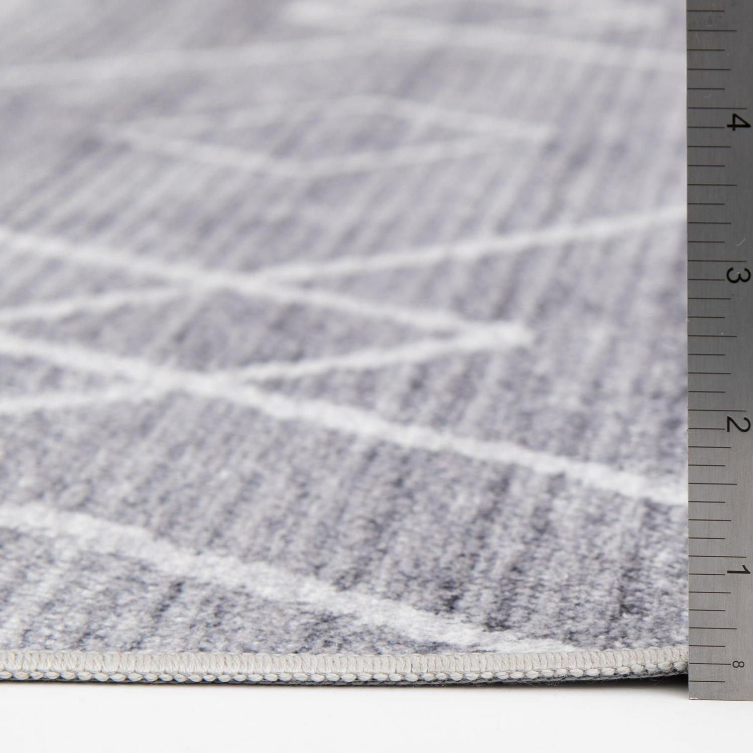 Better Homes & Gardens Diamond Machine Washable Indoor Area Rug, Gray, 5'x7' - Image 9