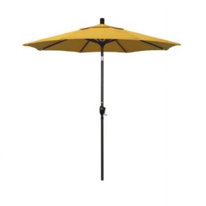 California Umbrella 7.5' Market Patio Umbrella with Push Tilt in Lemon