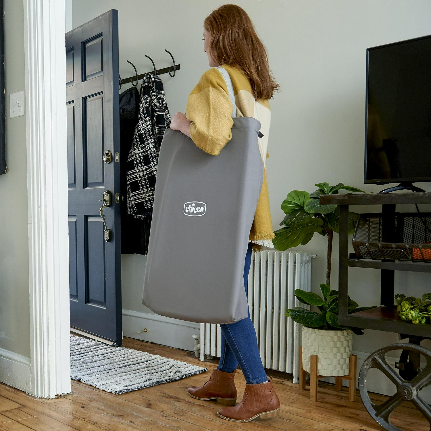 Chicco LullaGo Anywhere Portable Bedside Bassinet - Sandstone (Grey), New - Image 5