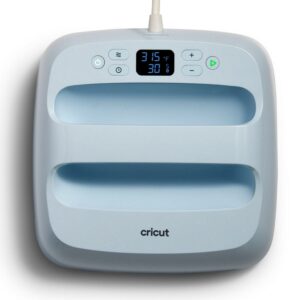 Cricut EasyPress 3 - 9 in x 9 in - Bluetooth-Enabled Handheld Heat Press Machine, Blue
