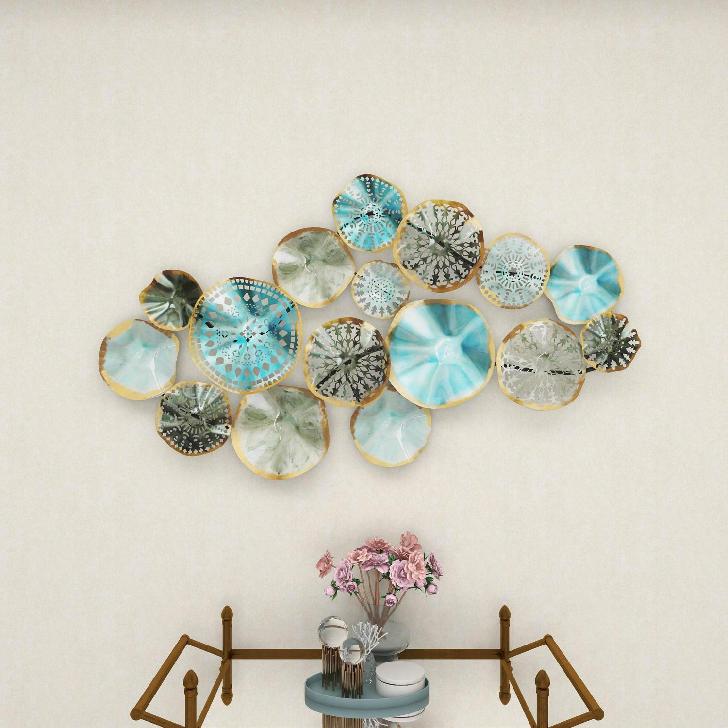 DecMode Multi Colored Metal 3D Overlapping Discs Plate Wall Decor - Image 9