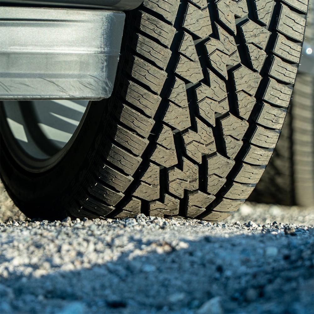 Delinte DX-10 Bandit A/T All Terrain LT275/70R18 125/122S E Light Truck Tire - Image 9