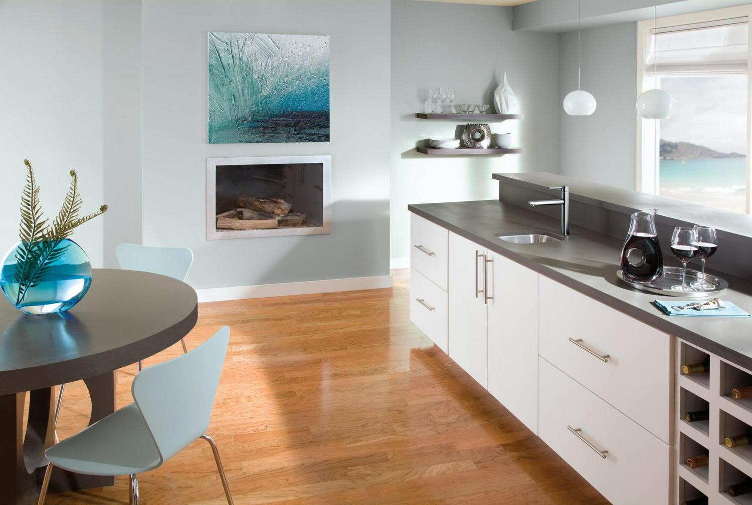 Delta Trinsic Single Handle Kitchen Faucet, Chrome - Image 4