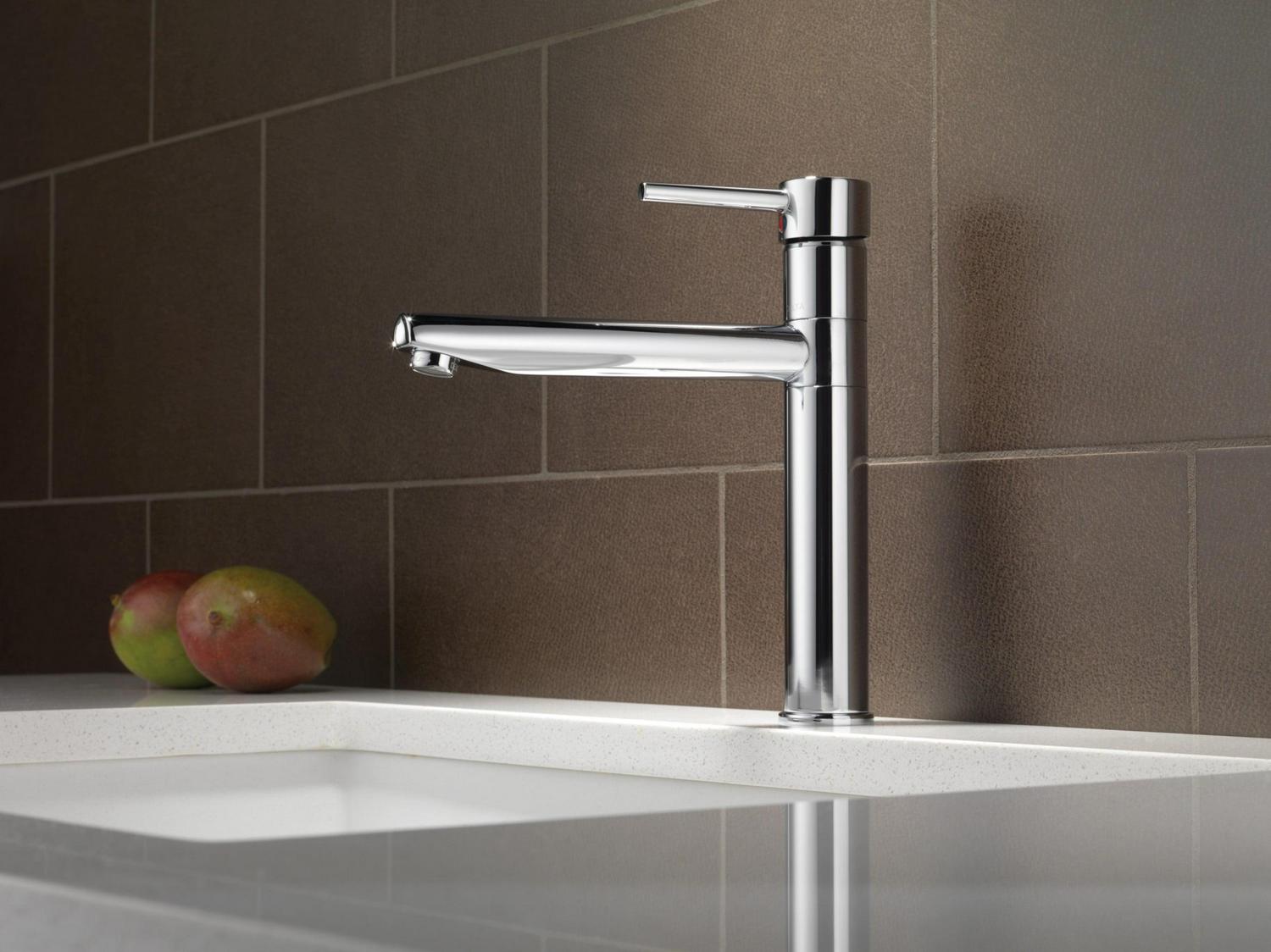 Delta Trinsic Single Handle Kitchen Faucet, Chrome - Image 2