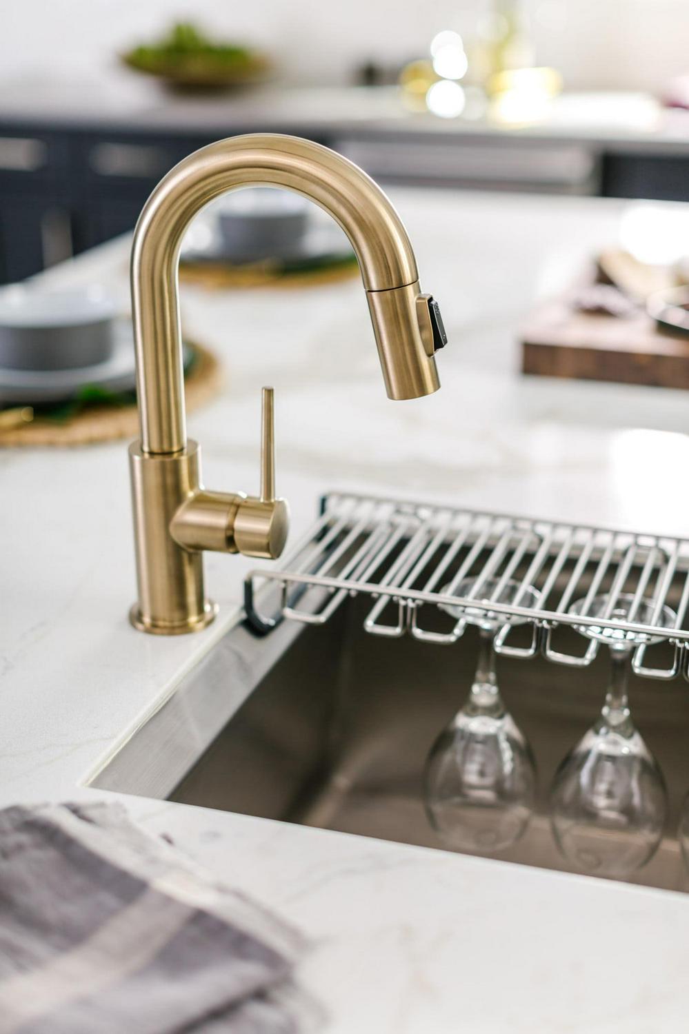 Delta Trinsic Single Handle Pull-Down Bar/Prep Faucet, Black Stainless - Image 3