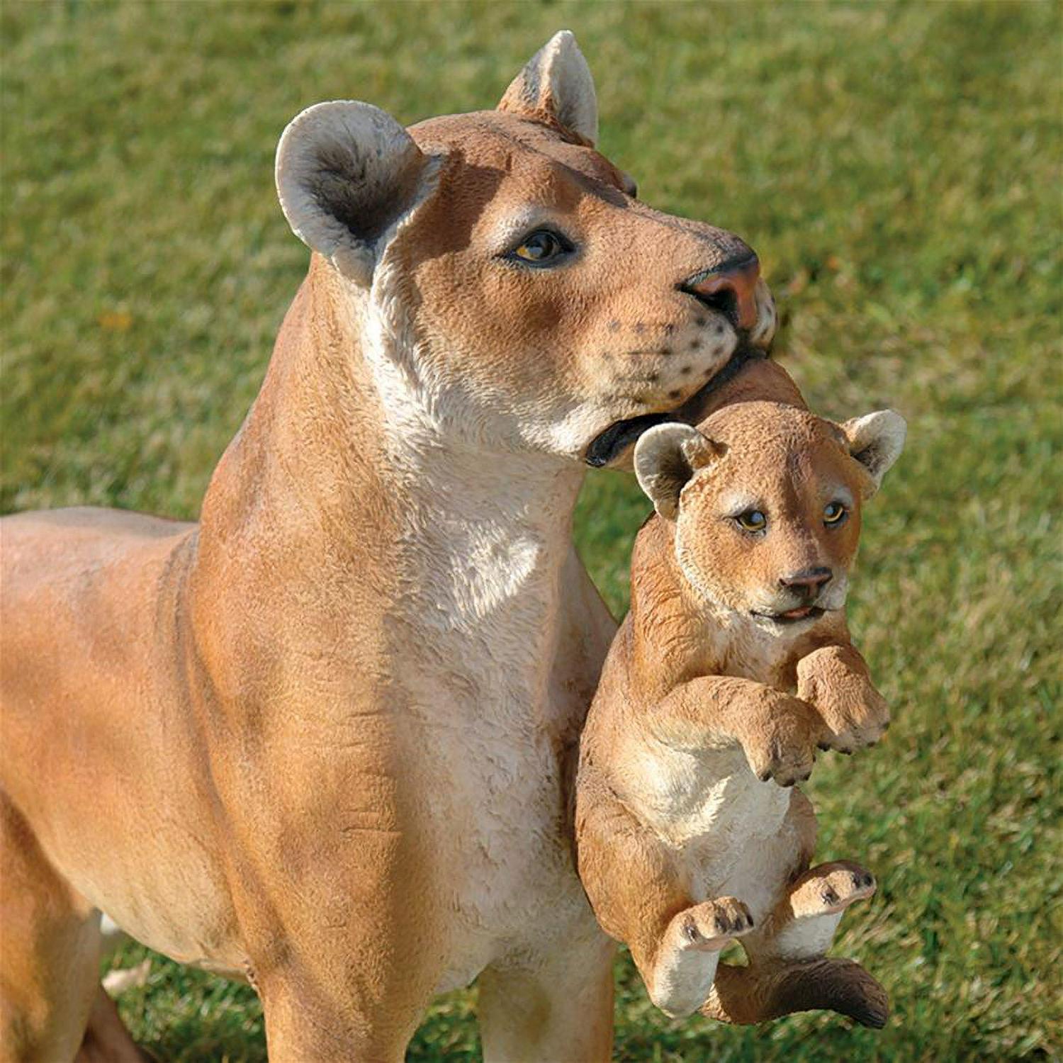 Design Toscano Lioness with Cub Statue - Image 2