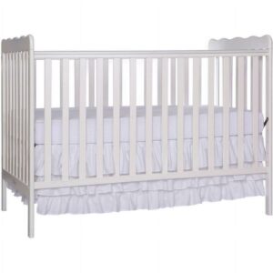 Dream On Me Carson Classic 3-in-1 Portable Crib in White, Removable Wheels, Converts from Baby Crib to Toddler Bed, Day Bed and Kids Sofa, Three Adjustable Mattress Height Positions