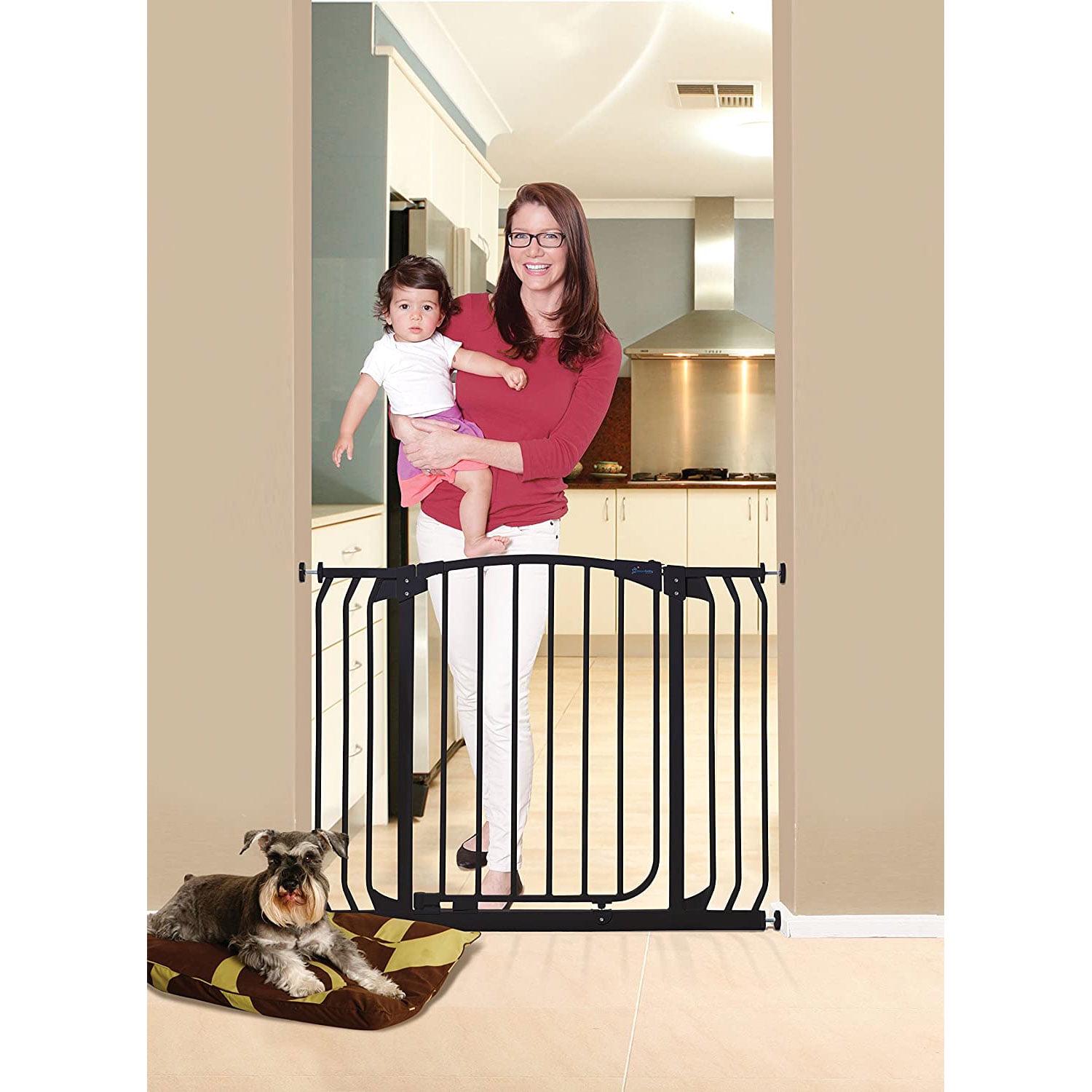 Dreambaby® Chelsea Metal Child Safety Gate Fits Openings 38-46 inches - Image 4