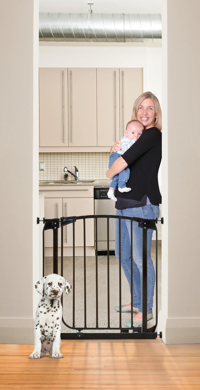 Dreambaby® Chelsea Swing Closed Security Gate 28"-32" - Black - Image 5