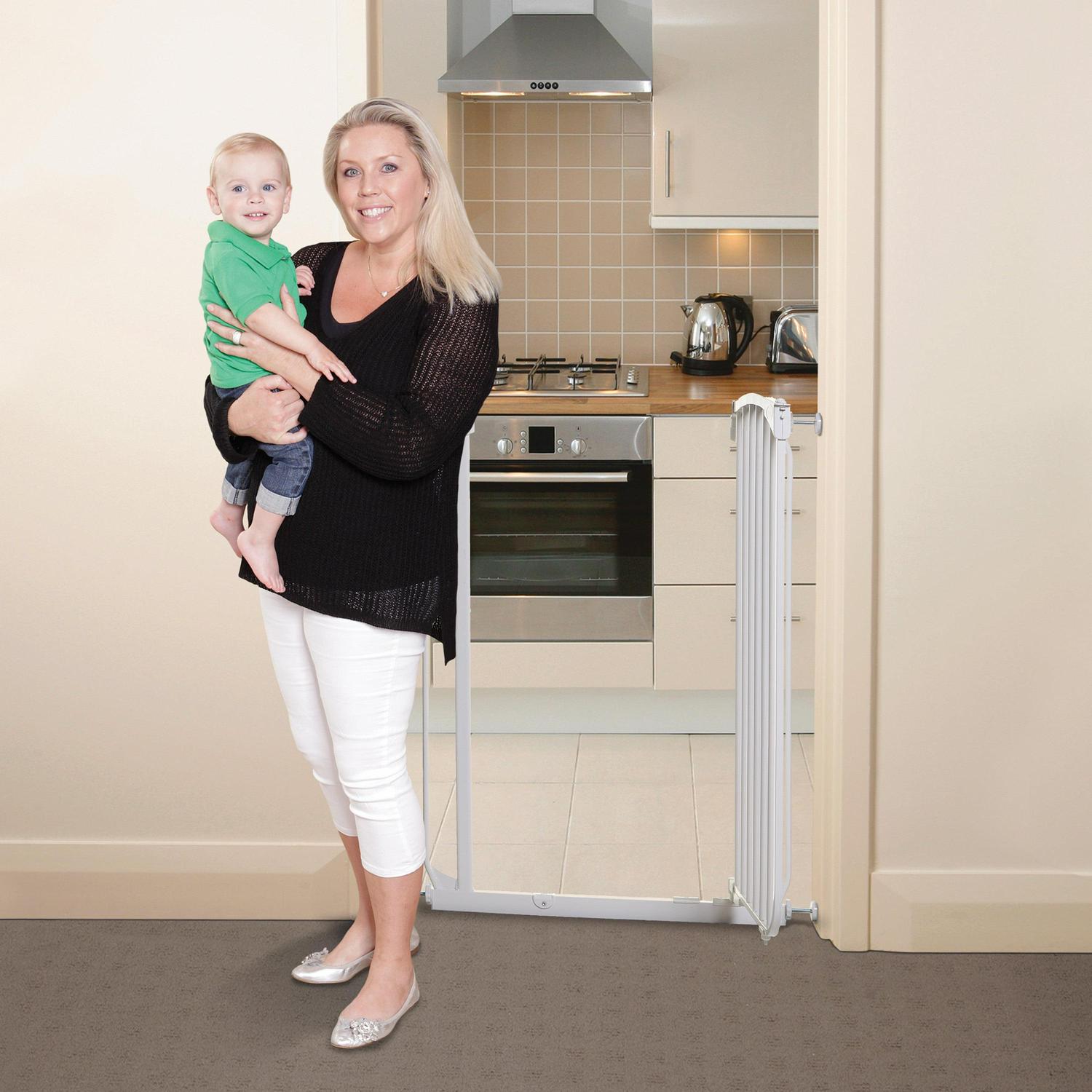 Dreambaby Chelsea Extra Tall Auto-Close Metal 28"-42.5" Baby Gate - Image 8