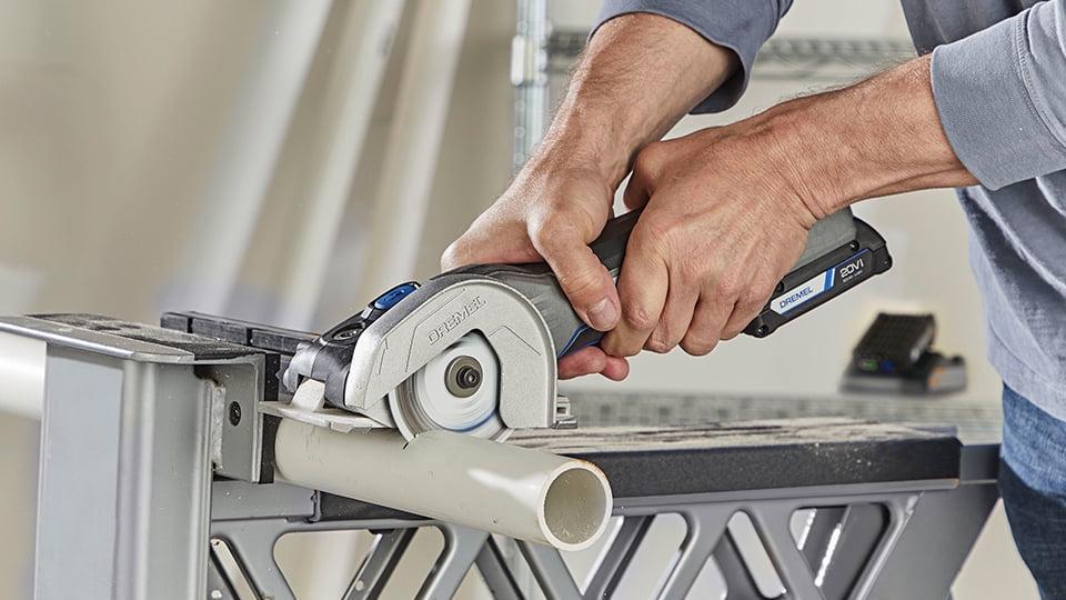 Dremel US20V-01 - 20V Max Cordless Ultra-Saw 1 Battery Tool Kit, (3) Cutting Wheels & Storage Bag, Ideal for Flush Cutting, Plunge Cutting and Surface Preparation - Image 3