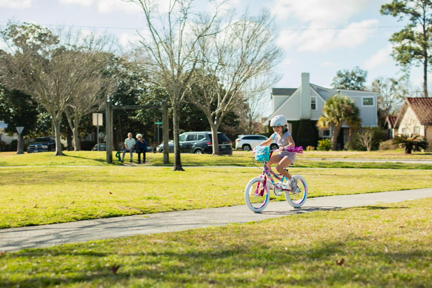 Dynacraft Sweetheart 18-inch Girls Bike – Stylish, Fun Ride for Ages 6-9, Perfect for Young Adventurers - Image 8