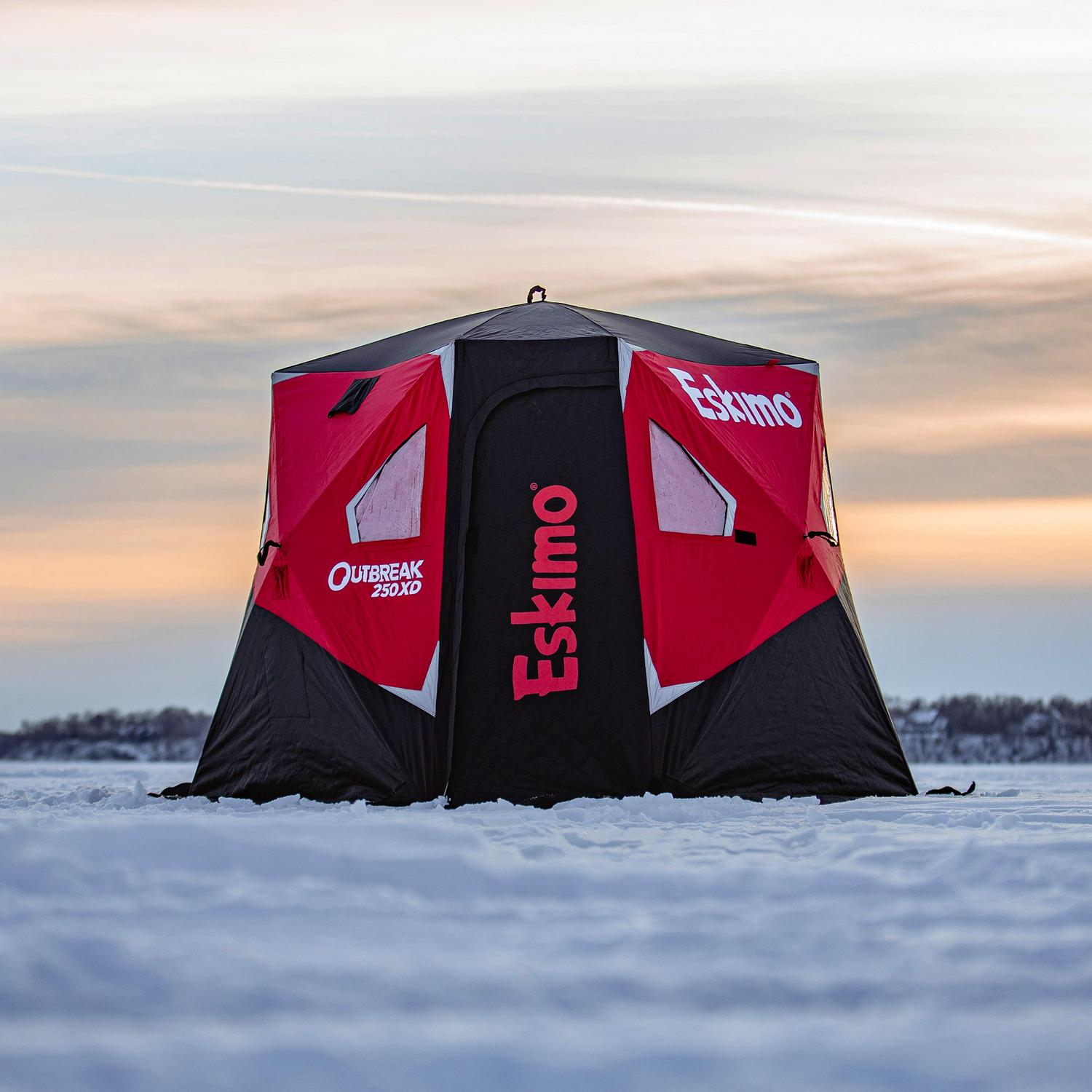 Eskimo 40250 Outbreak 250XD Portable Insulated Pop-up Ice Fishing Shelter, 3 Person - Image 8