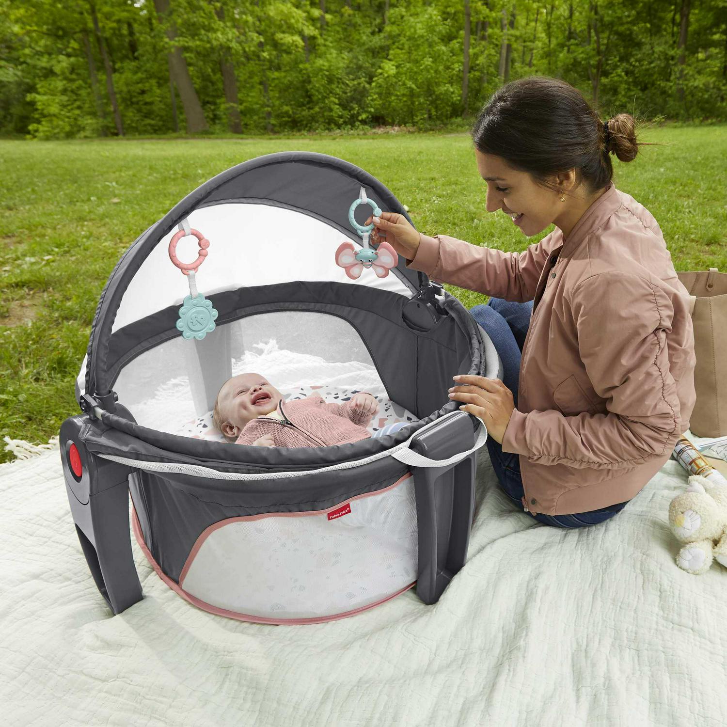 Fisher-Price On-the-Go Infant Dome Portable Bassinet and Play Space for Infants, Pink Pacific Pebble, Unisex - Image 2