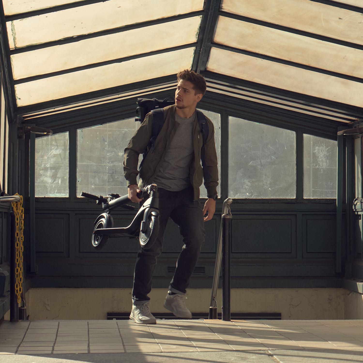 Jetson Knight Electric Scooter - Image 6