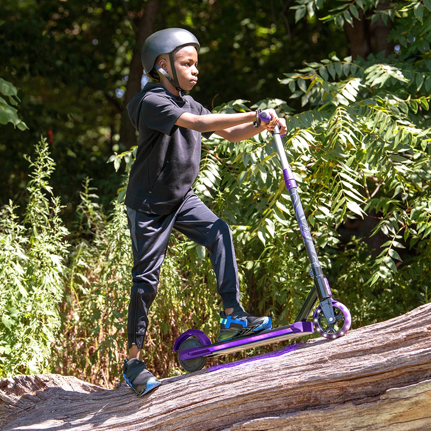 Jetson Marvel Black Panther Kids' Electric Scooter - Image 4