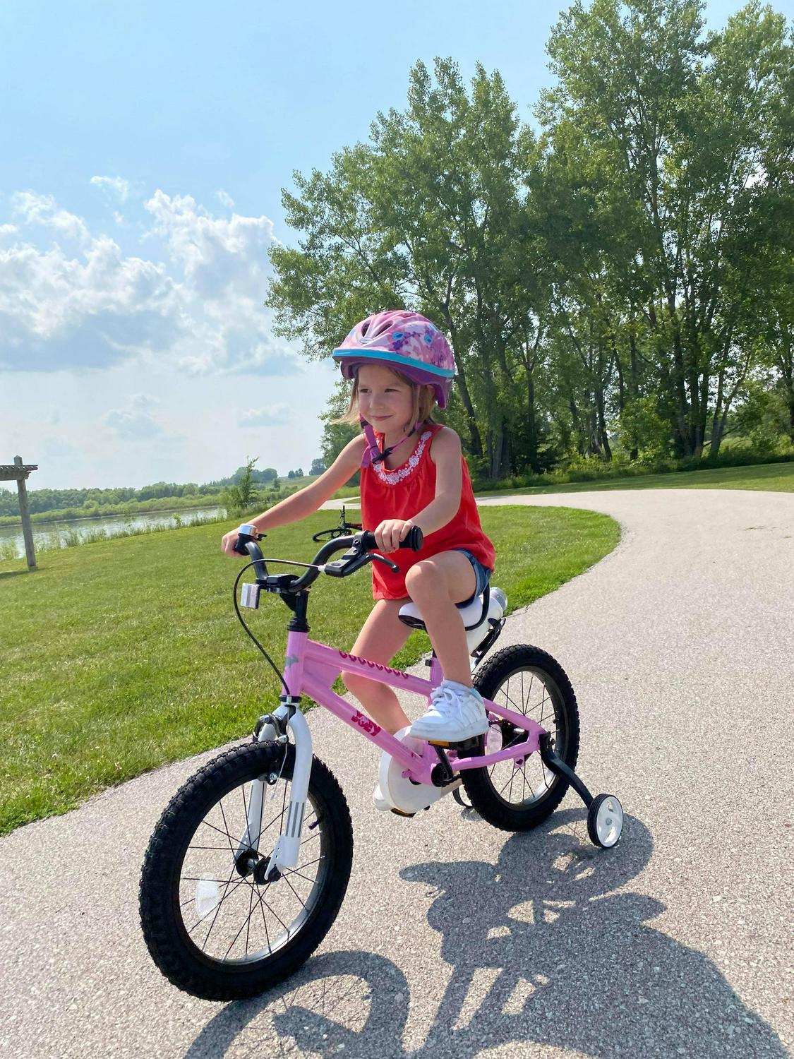 Joey 3.5 Ergonomic Kids Bicycle, For Boys or Girls, Age 3-6, Height 37-47 inches, in Blue - Image 4