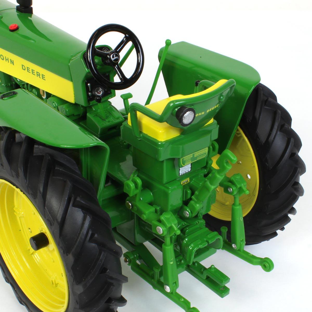 John Deere 1:16 Scale Tractor - ERTL Prestige Collection - Image 4