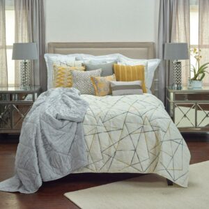 Rizzy Home 106" x 92" Quilt- BQ4189