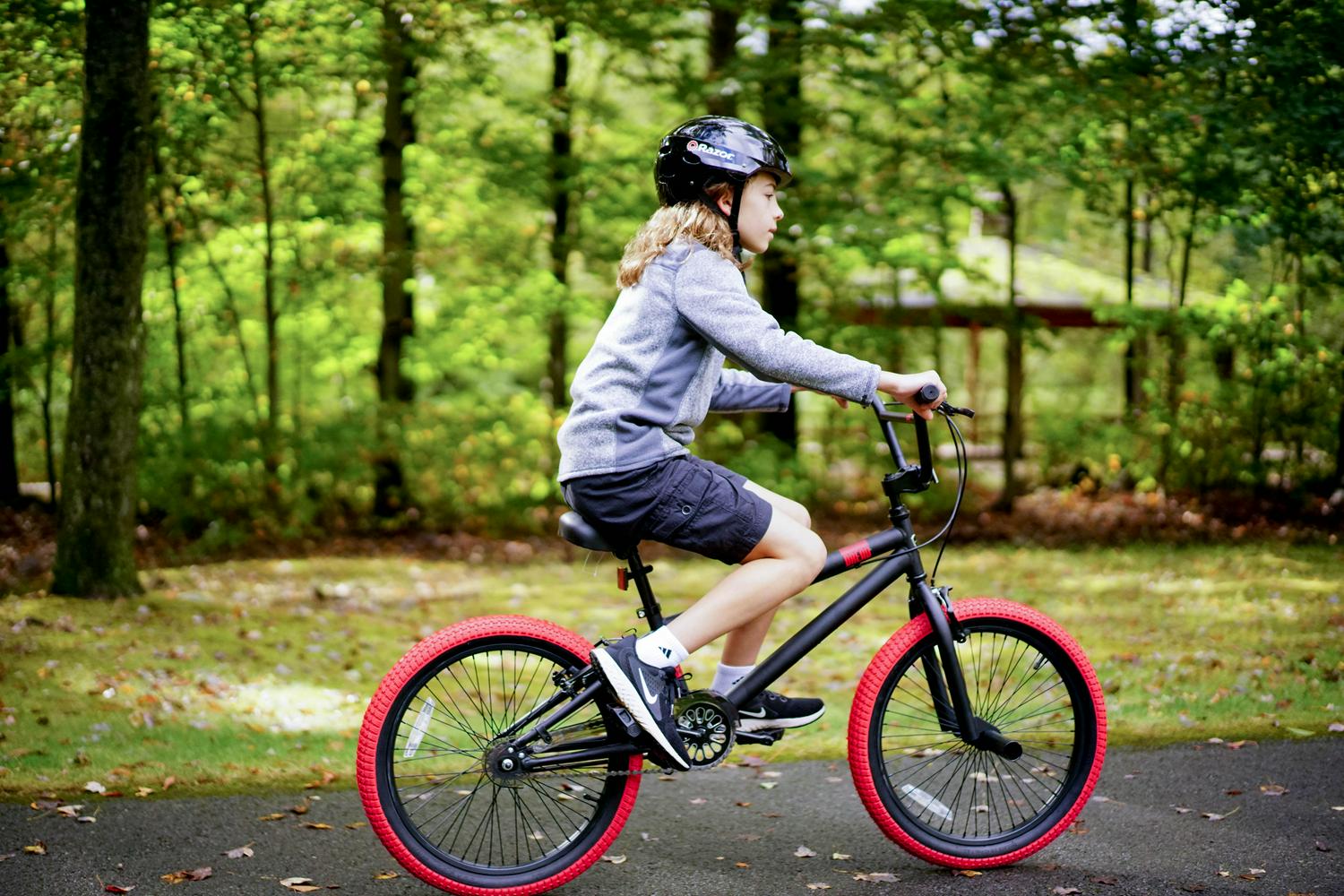 Kent Dread BMX Child Bike, 20" Wheels, Kids Ages 7-13 Years, Black/Red - Image 7