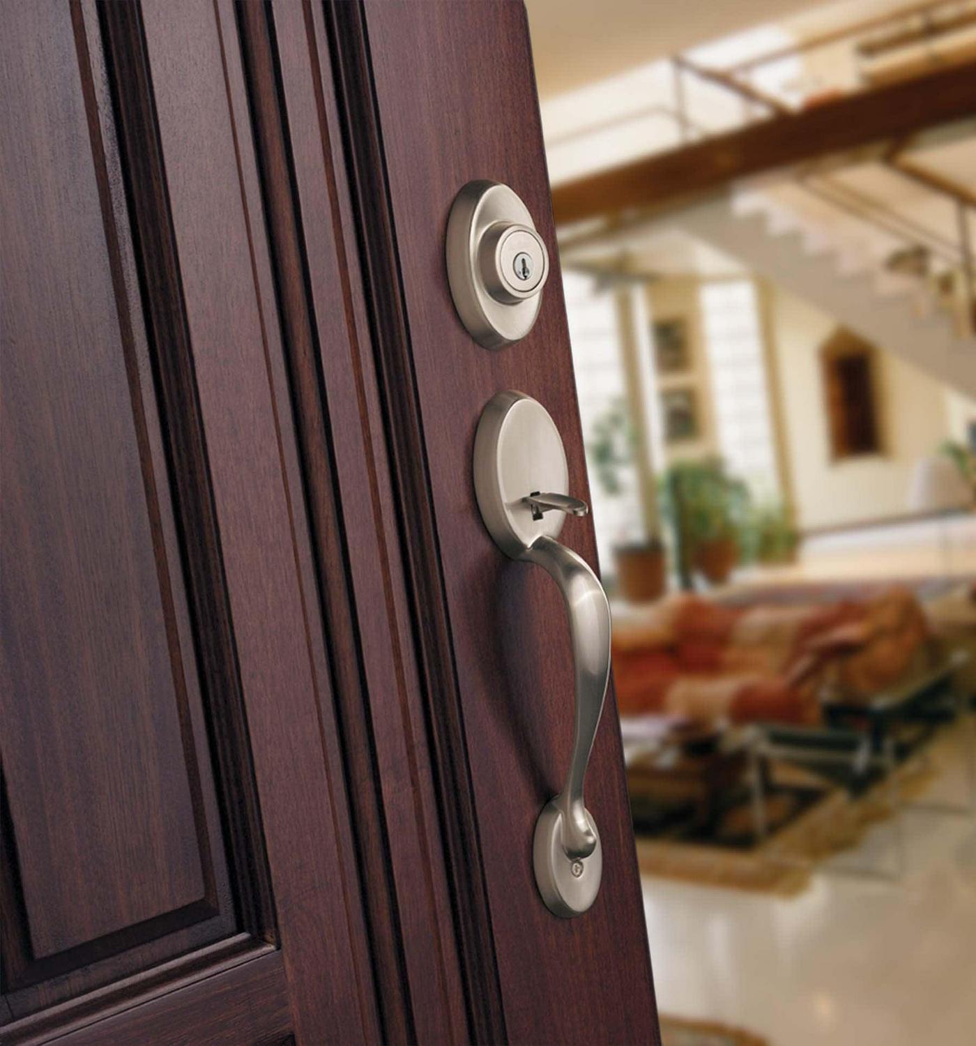 Kwikset 800Ce-Lip-S Chelsea Single Cylinder Sectional Handleset - Nickel - Image 2