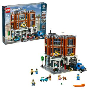 LEGO Creator Expert Corner Garage 10264 Building Set with defectsl