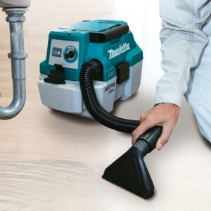 Makita 18V LXT 2 Gal. Lithium-Ion Brushless Cordless Wet/Dry Vacuum (Tool Only)