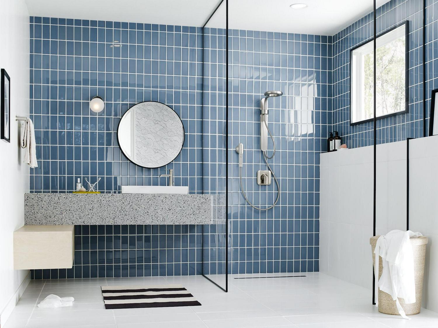 Moen N207C0Blc Matte Black/Chrome Two-Function 7.9" Diameter Head Standard With Handshower - Image 2