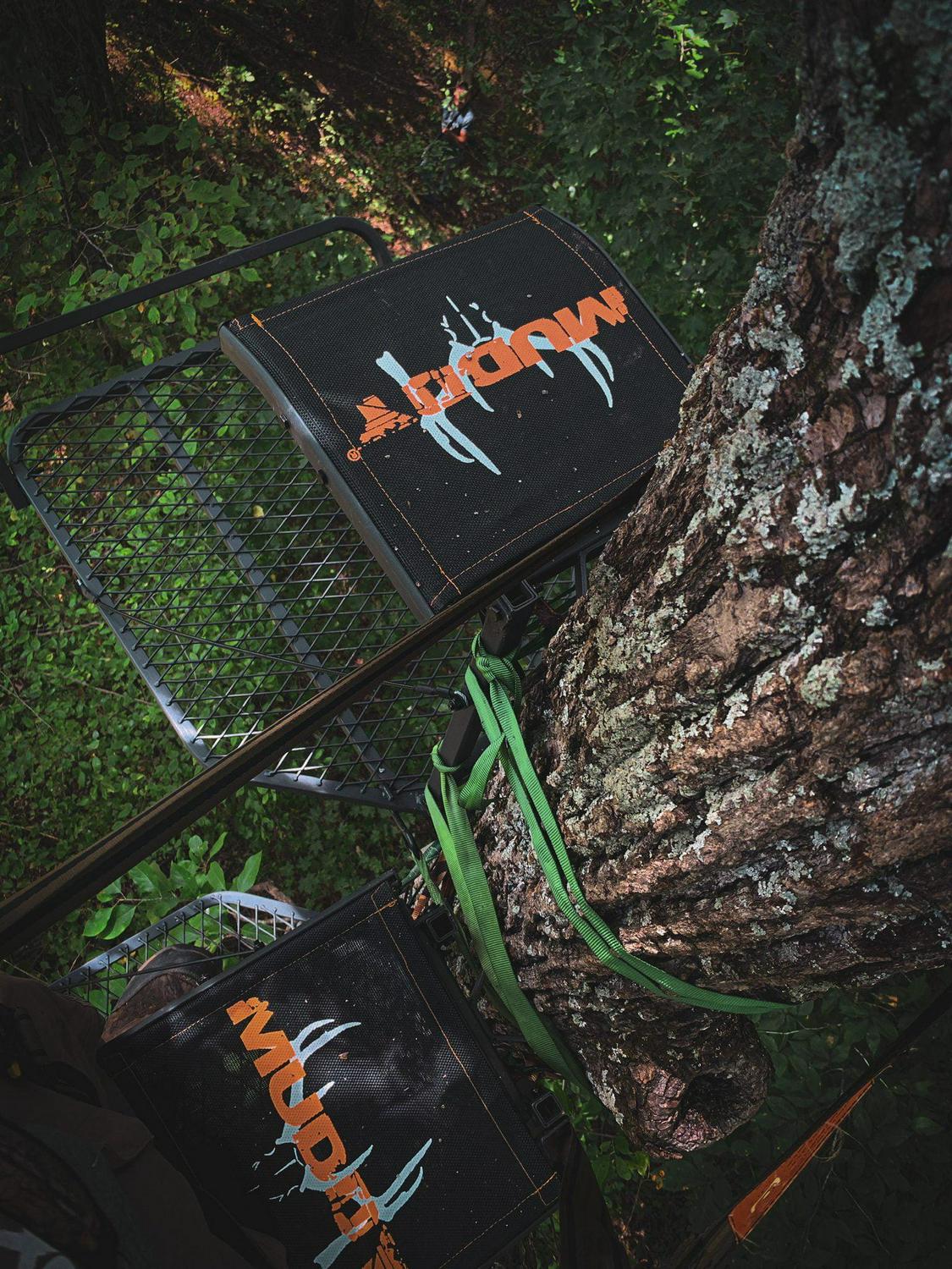 Muddy Boss Xl Hang-on Treestand with Flex-Tek Flip up Seat - Image 2