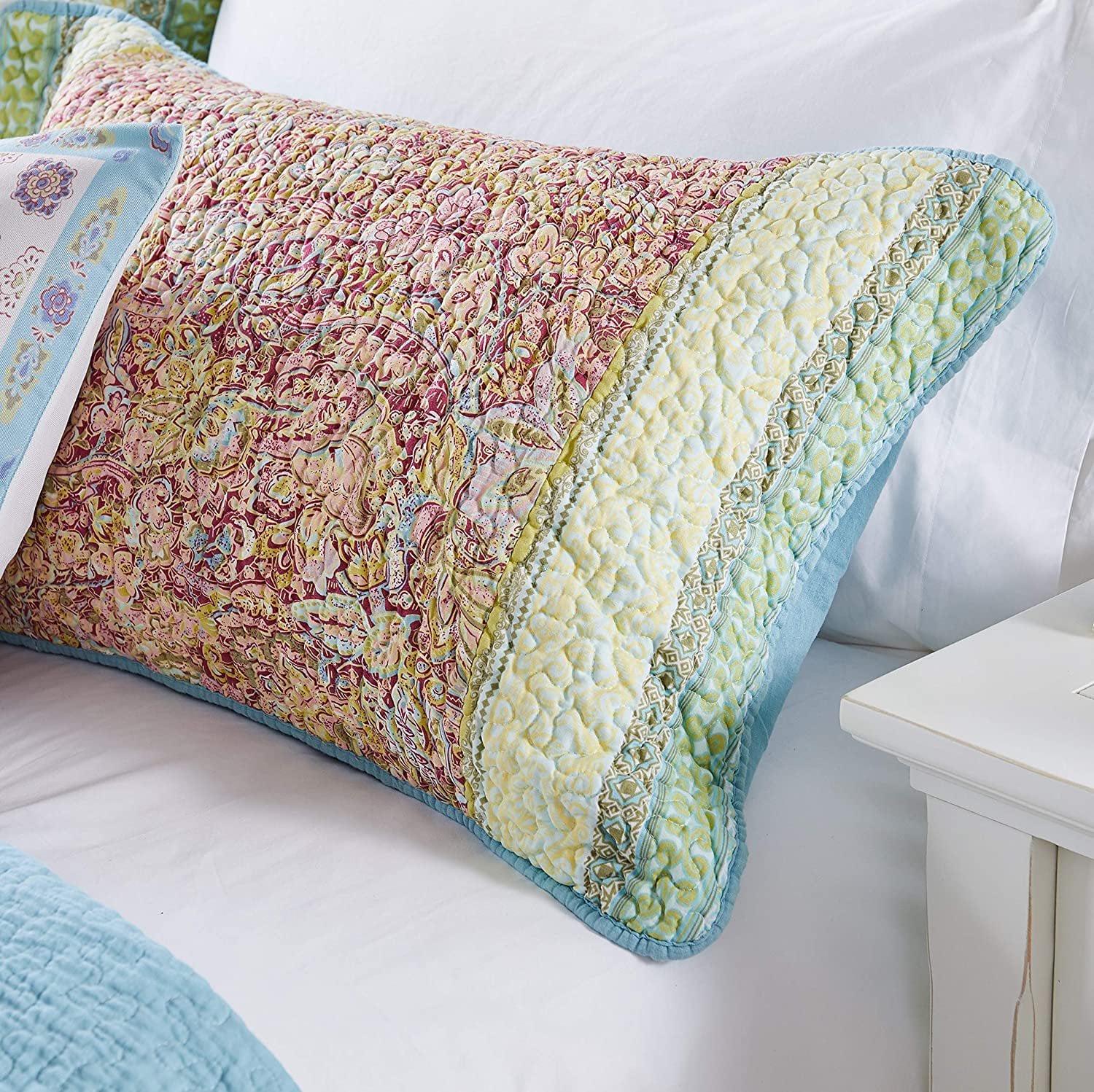 Barefoot Bungalow Palisades Quilt And Pillow Sham Set - Full/Queen 90 x 90", Pastel - Image 6