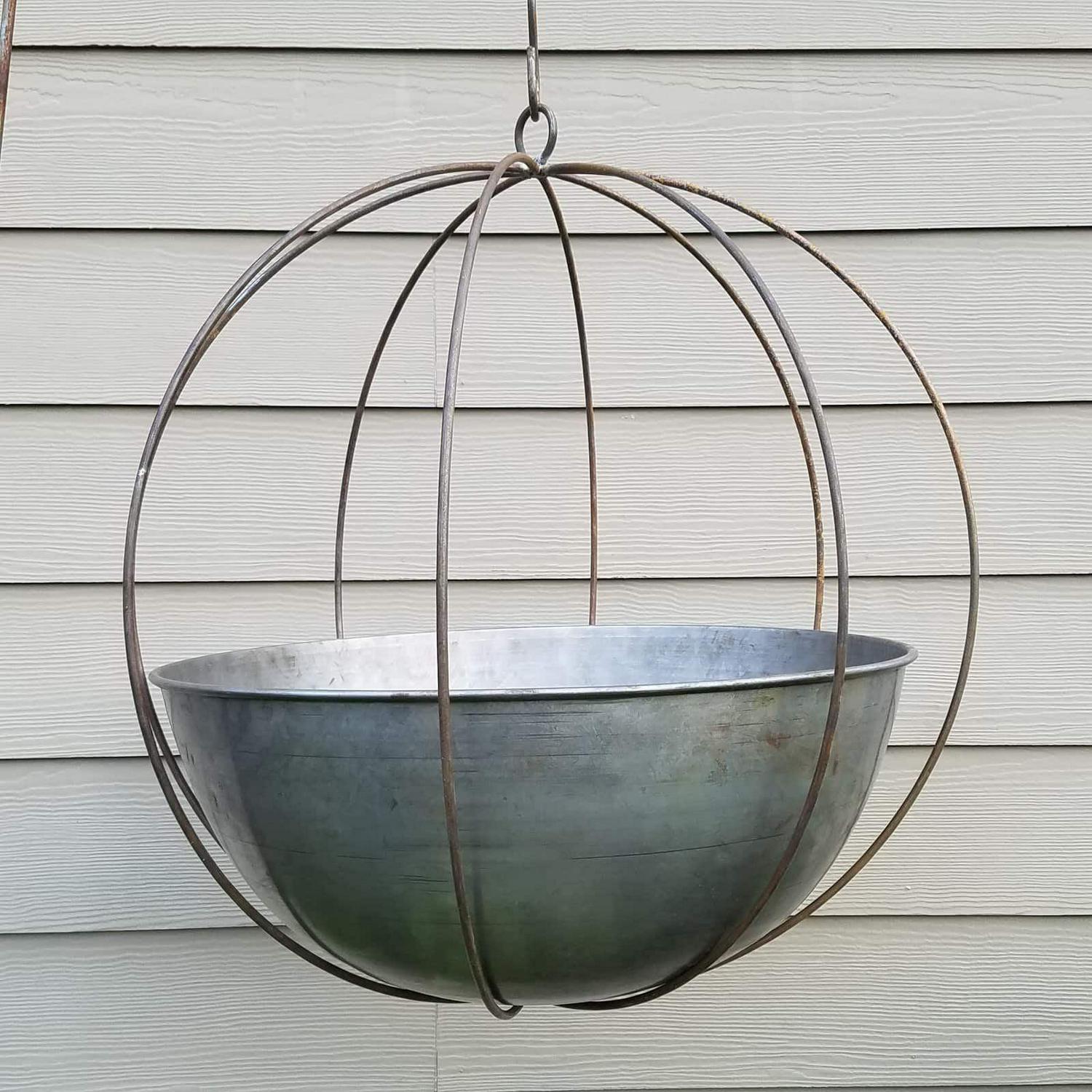 Find Your Passage LLC Large Hanging Globe-shaped Handmade Metal Planter with 10-inch Hook Brown - Image 10