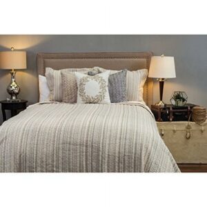 Rizzy Home 90" x 92" Quilt- BT4011