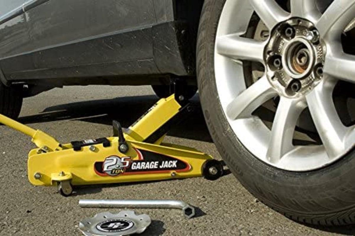 Performance Tool W1640 2-1/2 Ton Garage Jack, (5,000 lbs.) 5-15.5-Inch Lift, Swivel Casters, For Cars/Trucks - Image 2