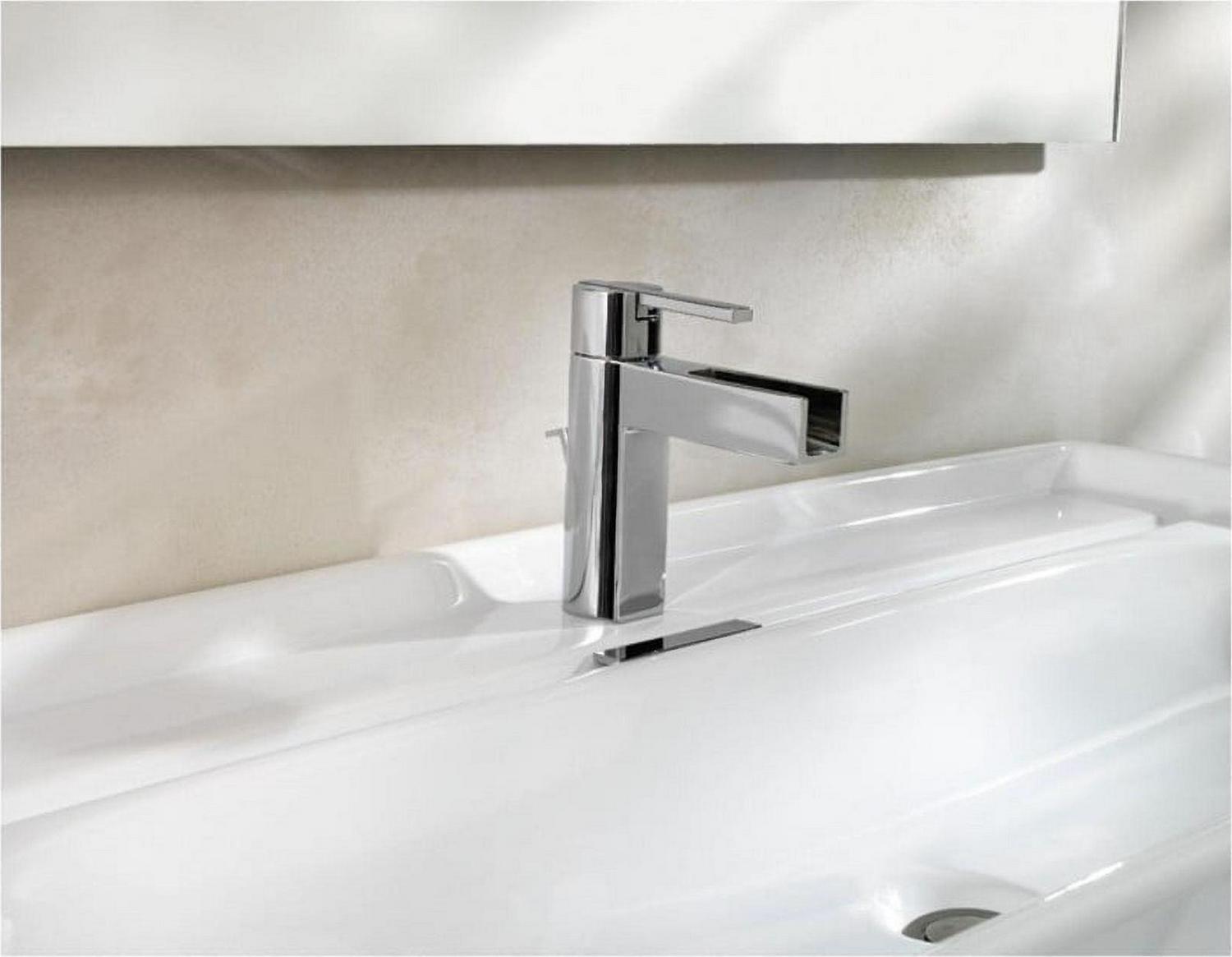 Pfister LF-042-VGCC Vega Single Control 4" Bathroom Faucet, Polished Chrome - Image 2