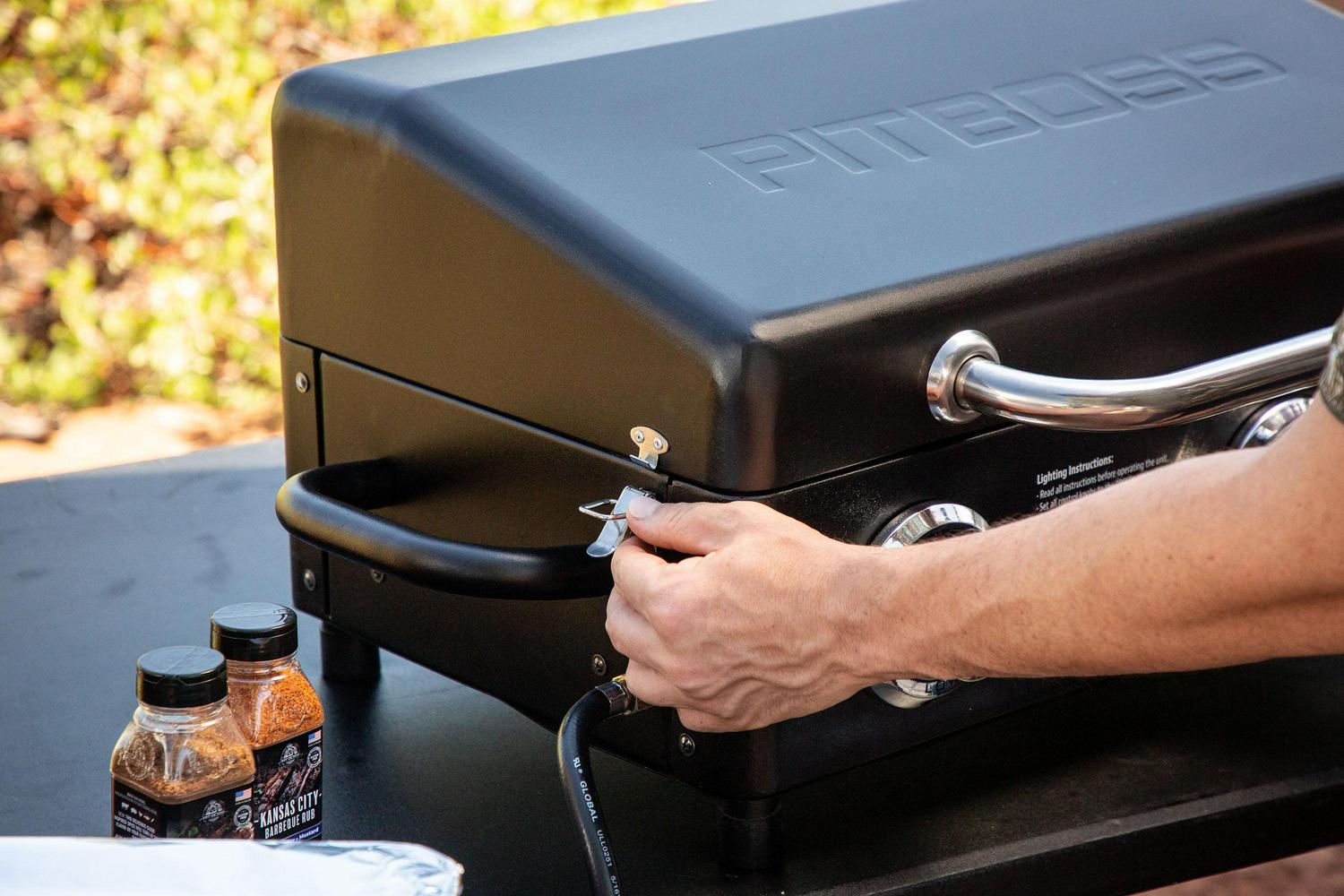 Pit Boss 2-Burner 19" Table Top Gas Griddle - Image 5