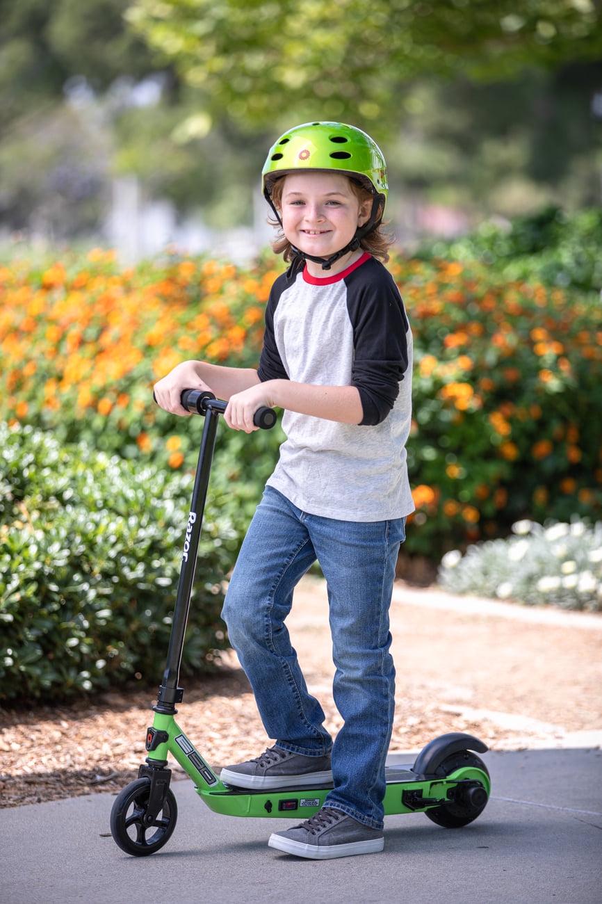 Razor Black Label E90 Electric Scooter - Green, for Child Ages 8+ and up to 120 lbs, up to 10 mph - Image 11