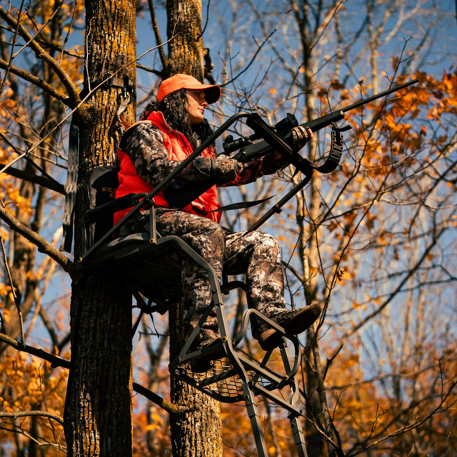 Rivers EdgeA One Man Deluxea c Ladder Stand, RE647 - Image 4