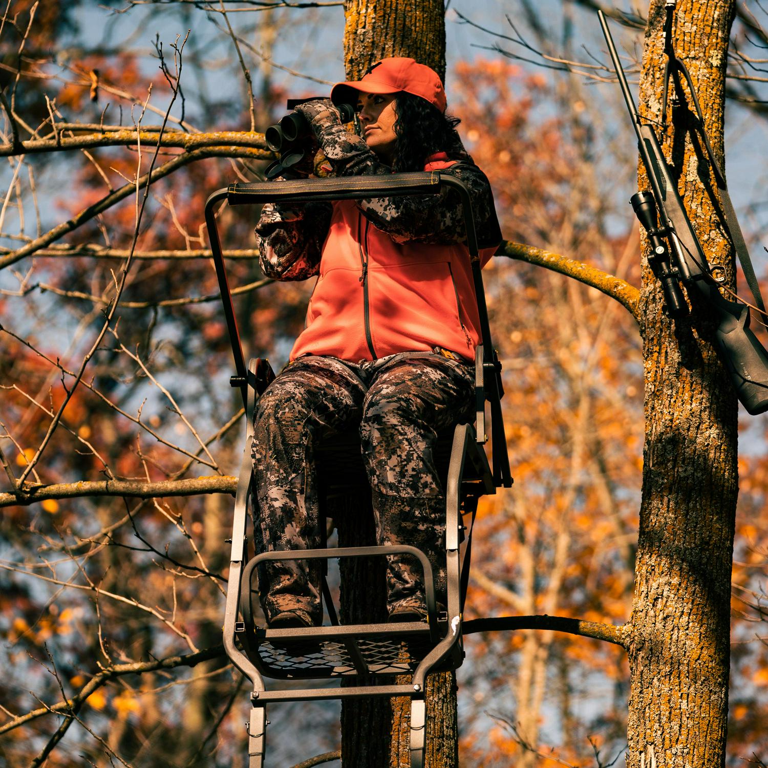 Rivers EdgeA One Man Deluxea c Ladder Stand, RE647 - Image 2