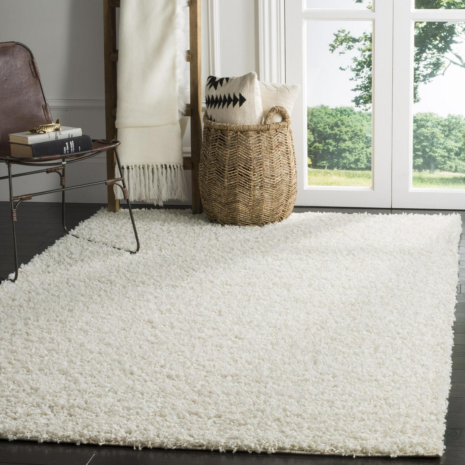 SAFAVIEH Athens Solid Plush Shag Area Rug, White, 9' x 12'
