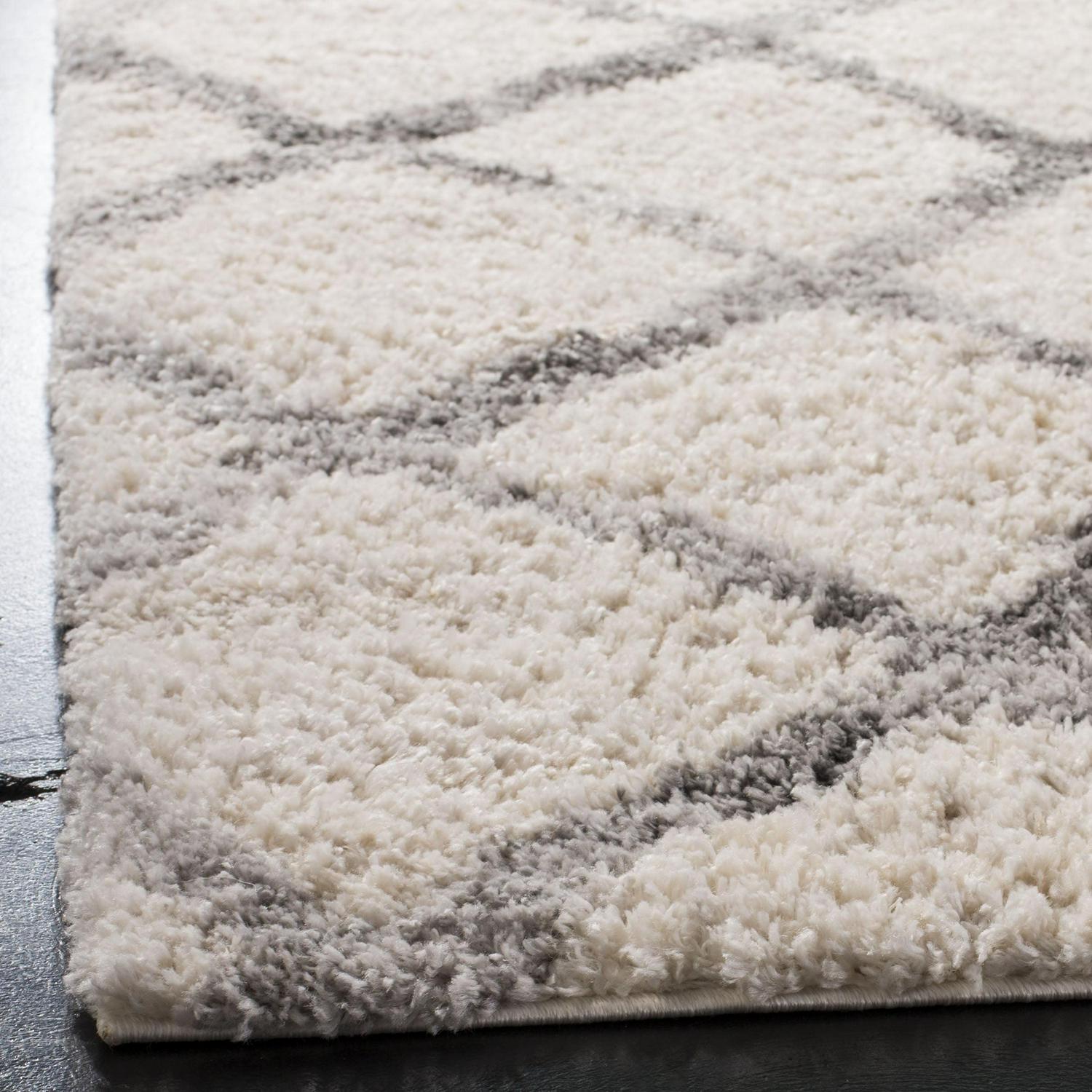 SAFAVIEH Berber Abel Geometric Shag Area Rug, Cream/Gray, 5'3" x 7'6" - Image 3