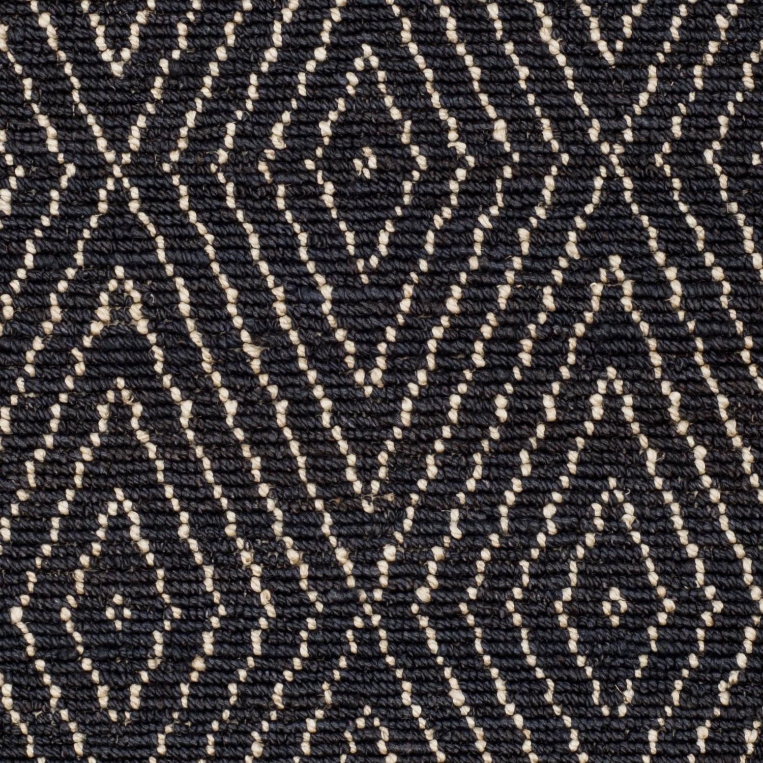 SAFAVIEH Bohemian Caymen Geometric Area Rug, Black/Ivory, 5' x 8' - Image 6