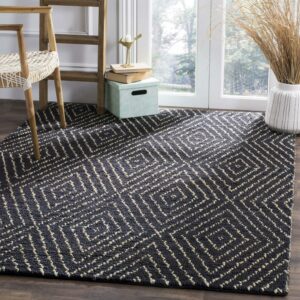 SAFAVIEH Bohemian Caymen Geometric Area Rug, Black/Ivory, 5' x 8'