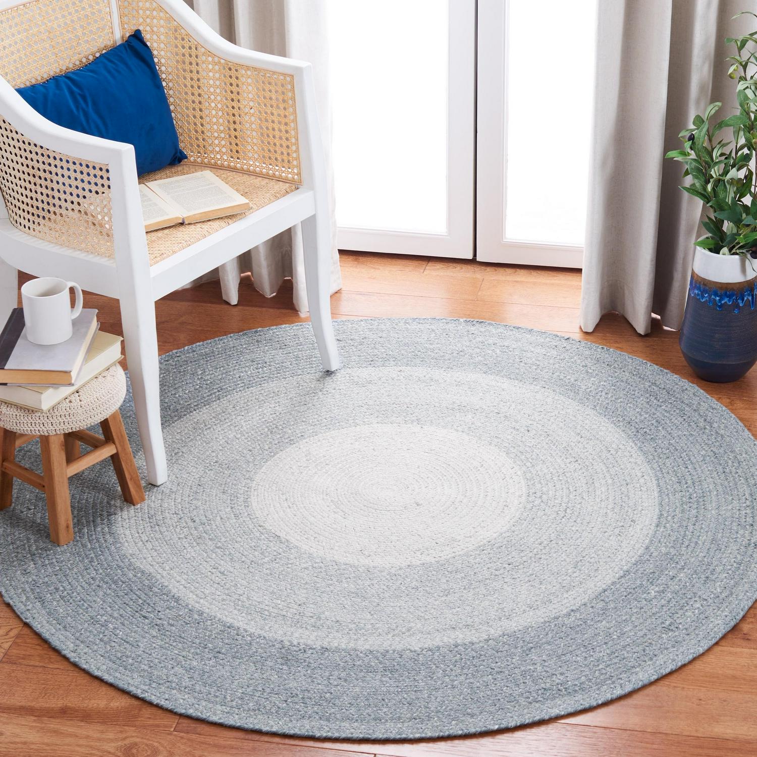 SAFAVIEH Braided Osmond Geometric Polyester Reversible Area Rug, Gray/Ivory, 3' x 3' Round